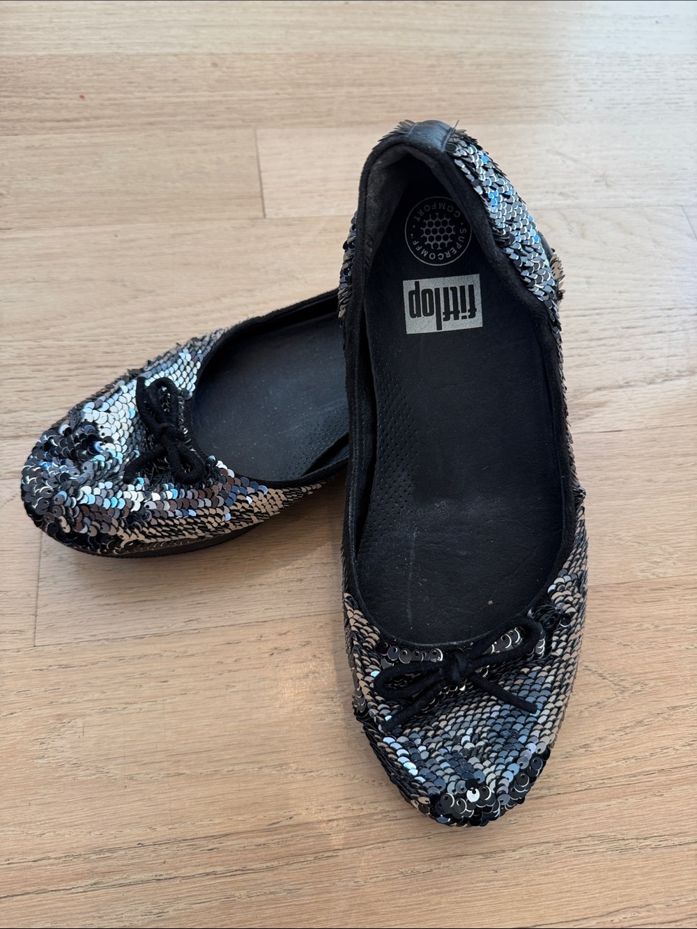 Fitflop Black and Silver Sequin Ballet Flats with Bow